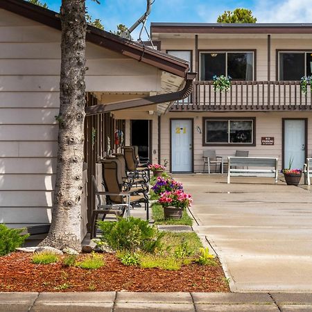 Lazy Duck Inn West Yellowstone Exterior photo